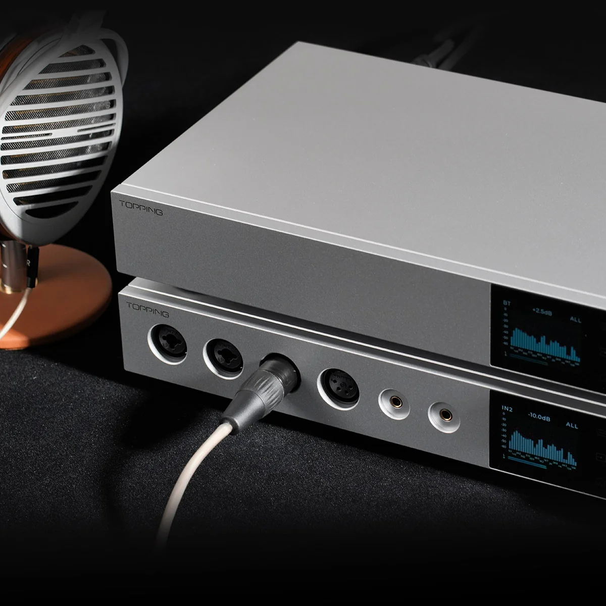 TOPPING A900 Ultra-Flagship Headphone Amplifier (Used-like new) - Image 8